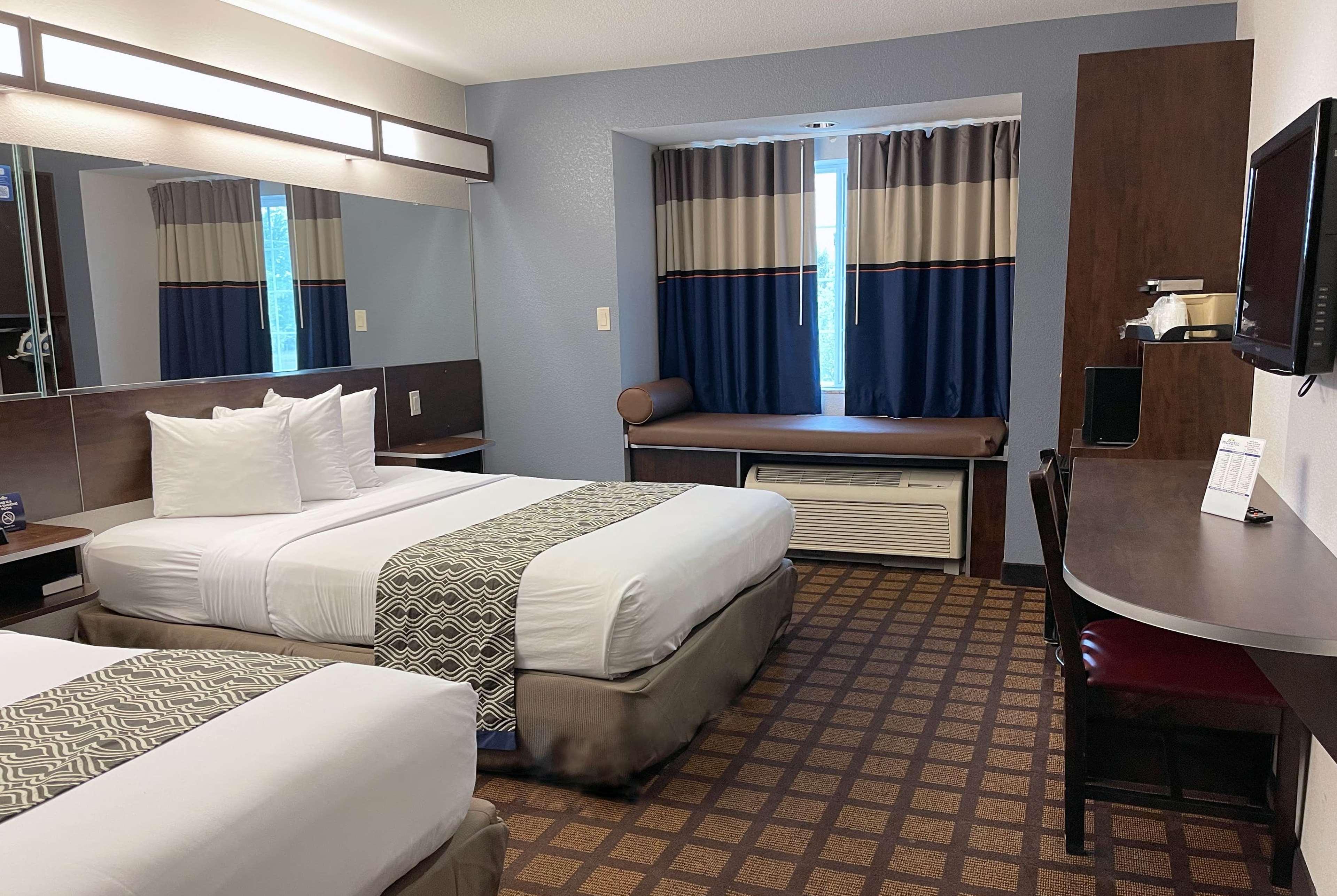 Microtel Inn & Suites By Wyndham Michigan City Bagian luar foto